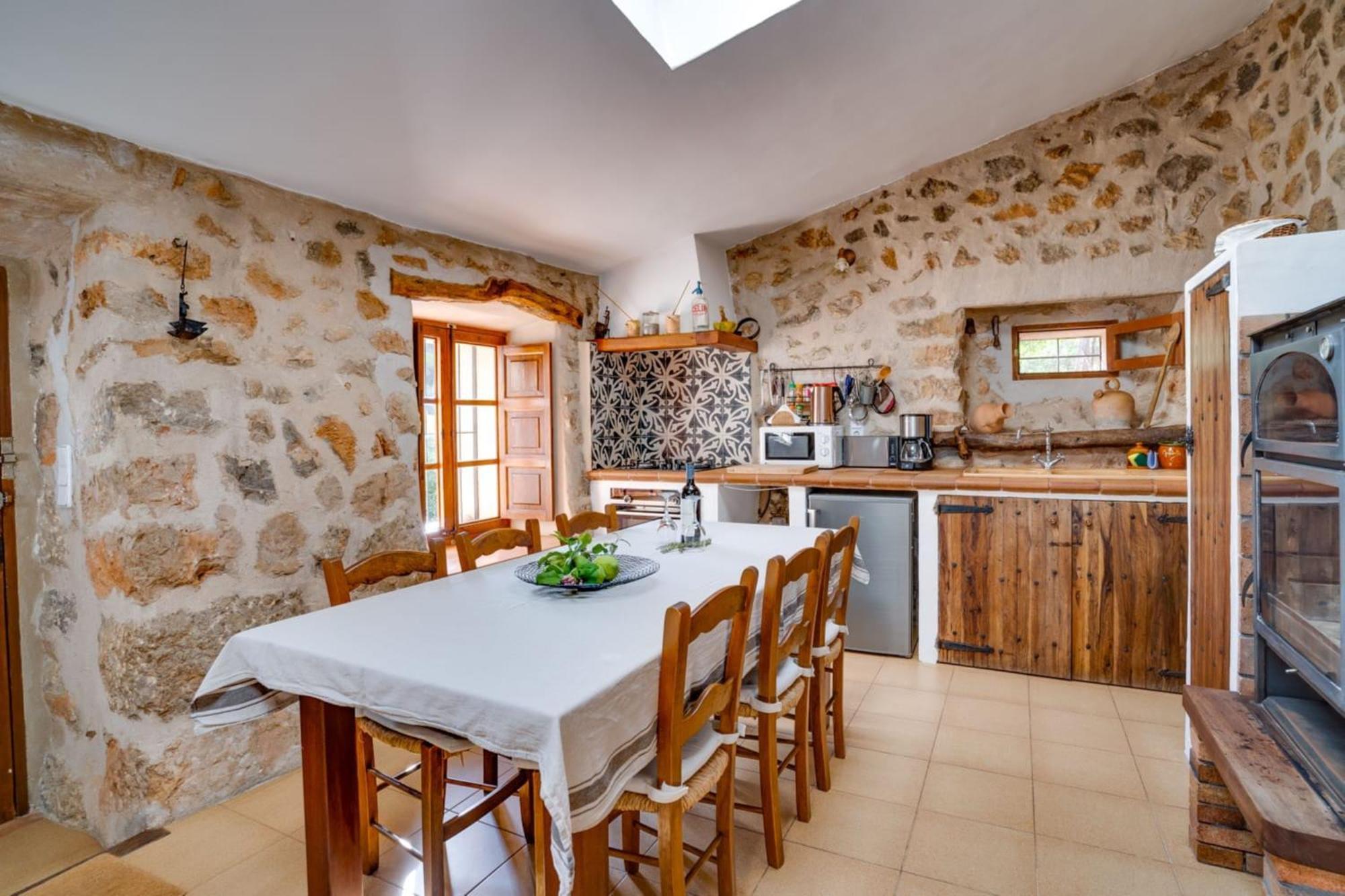 Гостевой дом Casita De Montana Cerca Del Mar Форналуч Экстерьер фото